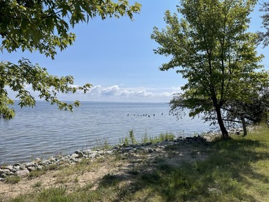 Golf course lot with approximately 300 ft of shared access to - photo 9