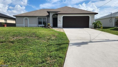 LOCATION! LOCATION! Why wait for a new home to be built? Come to - photo 1
