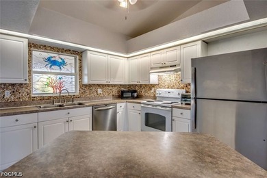LOCATION! LOCATION! Why wait for a new home to be built? Come to - photo 7
