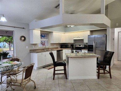 LOCATION! LOCATION! Why wait for a new home to be built? Come to - photo 8