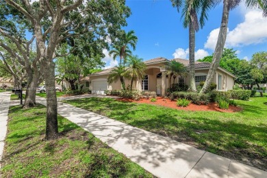 (private lake, pond, creek) Home For Sale in Weston Florida
