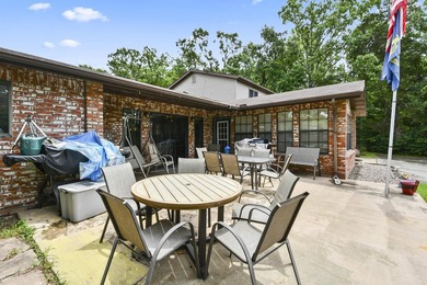 Discover the charm of Ozark living in this unique berm home just - photo 9