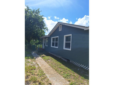 0$ - HOA.The house has finished its extended renovation: New - photo 1