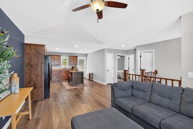 Built in 2021, this well-maintained 3 bedroom, 2 bathroom - photo 7