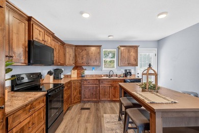 Built in 2021, this well-maintained 3 bedroom, 2 bathroom - photo 9