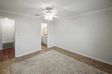 Wonderful starter home or great home for downsizing that is - photo 12
