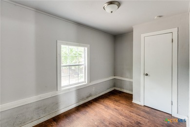 ZONED NEIGBORHOOD-COMMERCIAL!! Zoning allows for various types - photo 14
