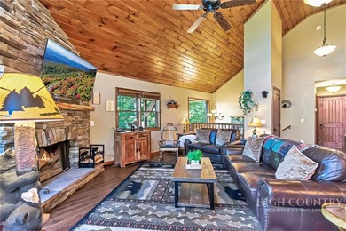 Just listed! Worth the wait! This beautifully maintained Sugar - photo 16