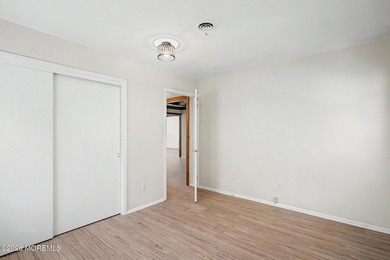 'Welcome to Silver Ridge Westerly. Glen Ridge model to your - photo 28