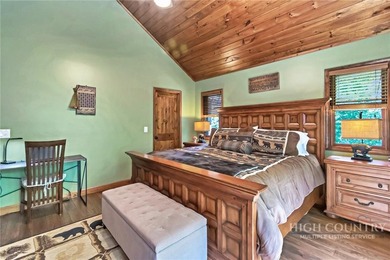 Just listed! Worth the wait! This beautifully maintained Sugar - photo 29