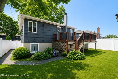 Location! Location! Location! Welcome to 799 Davis Avenue, a - photo 33