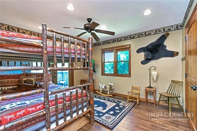 Just listed! Worth the wait! This beautifully maintained Sugar - photo 35