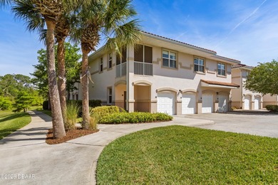 Perched on the top floor for ultimate privacy, this beautifully - photo 1