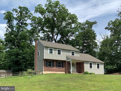 Welcome to your own private retreat in desirable East Pikeland - photo 3