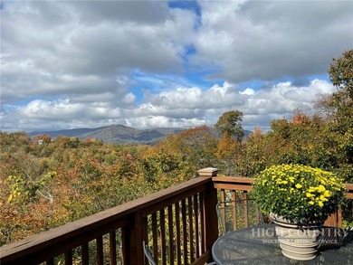 Just listed! Worth the wait! This beautifully maintained Sugar - photo 46