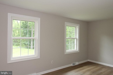 Welcome to your own private retreat in desirable East Pikeland - photo 9