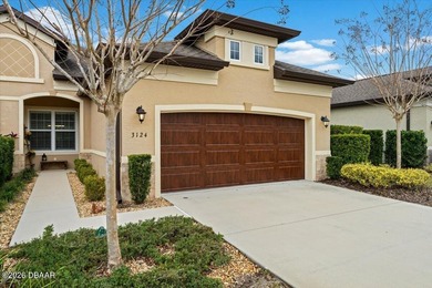 Maintenance free, one-owner VILLA in GOLF COURSE community - photo 1