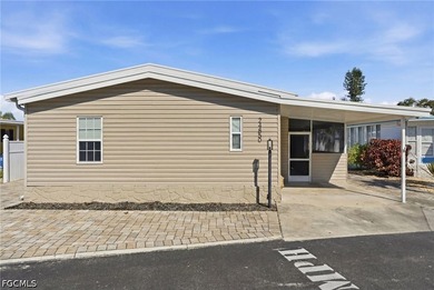 Best value in Spring Creek Village! This rare 3-bedroom 2 bath - photo 2