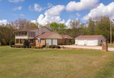 Priced $33,000 under tax appraisal! Experience country living - photo 2