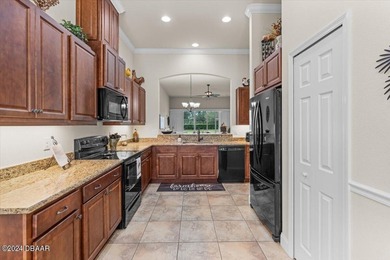 Maintenance free, one-owner VILLA in GOLF COURSE community - photo 6