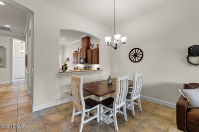 Maintenance free, one-owner VILLA in GOLF COURSE community - photo 8