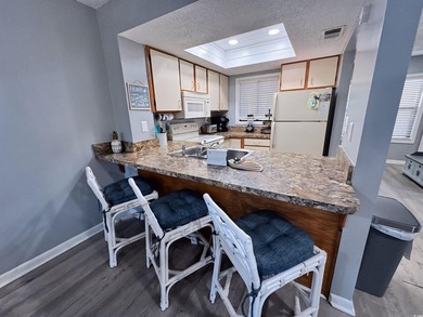 Welcome to coastal living at its best in this 2-bedroom, 2-bath - photo 9