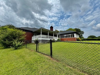 Welcome to a home where timeless craftsmanship, peaceful - photo 12