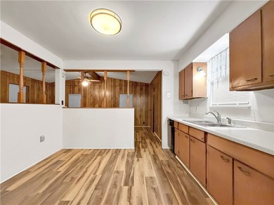 You're going to love this 3 bedroom, 1 bathroom home with a - photo 13