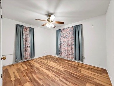 You're going to love this 3 bedroom, 1 bathroom home with a - photo 15