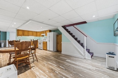 Welcome to 6 Lufkin Lane - Your stunning year-round residence - photo 44