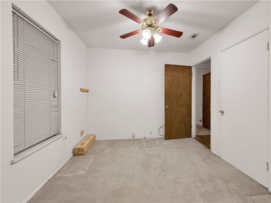 You're going to love this 3 bedroom, 1 bathroom home with a - photo 18