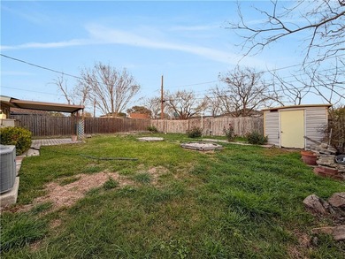 You're going to love this 3 bedroom, 1 bathroom home with a - photo 20