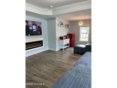 Step into this luxurious 4 bedroom , 3 full and 1 half bath - photo 21