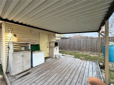 You're going to love this 3 bedroom, 1 bathroom home with a - photo 22