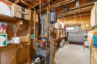 Enjoy easy single level living in this move in ready 2 bedroom - photo 23