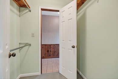 Seller has an accepted contract with a 48 hr right of first - photo 24