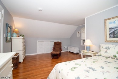 Welcome to this beautifully updated 4-bedroom, 2-bath home in - photo 27