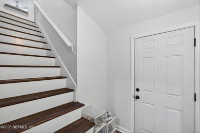 Walk to park, River, Schools! Beautifully updated 4 bdrm 3 ba - photo 29