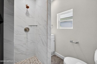 Walk to park, River, Schools! Beautifully updated 4 bdrm 3 ba - photo 35