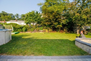Welcome to this beautifully updated 4-bedroom, 2-bath home in - photo 38