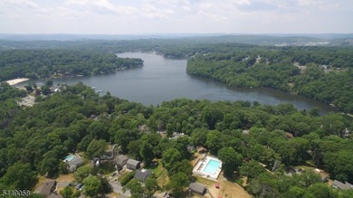 Welcome to this beautifully updated 4-bedroom, 2-bath home in - photo 40