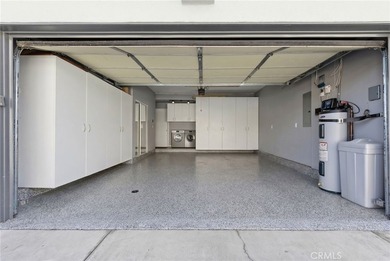 Nestled on a quiet, non-through street in the heart of downtown - photo 43