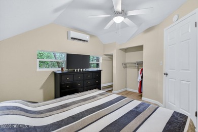 Walk to park, River, Schools! Beautifully updated 4 bdrm 3 ba - photo 45