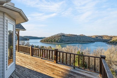 Seller has an accepted contract with a 48 hr right of first - photo 47
