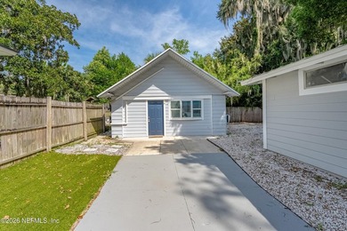 Walk to park, River, Schools! Beautifully updated 4 bdrm 3 ba - photo 48