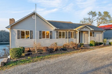 Seller has an accepted contract with a 48 hr right of first - photo 49