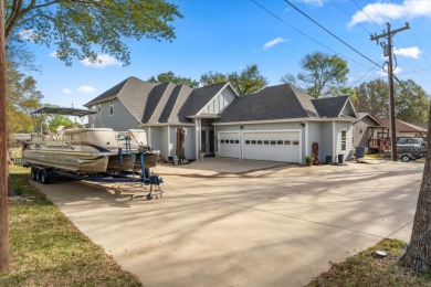 QUALITY BUILT WATERFRONT HOME - photo 10