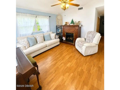 Welcome home to this well-maintained 3-bedroom, 2-bath pool home - photo 4