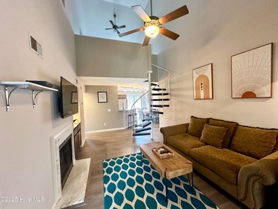 This beautiful remodeled and super spacious fully furnished 3 - photo 3