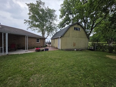Own a little piece of paradise on the Rock River. This 1400 Sq - photo 11